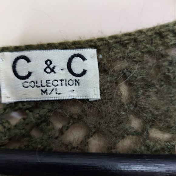 C&C Collection bohemian green crochet floral cardigan sweater - Picture 5 of 7